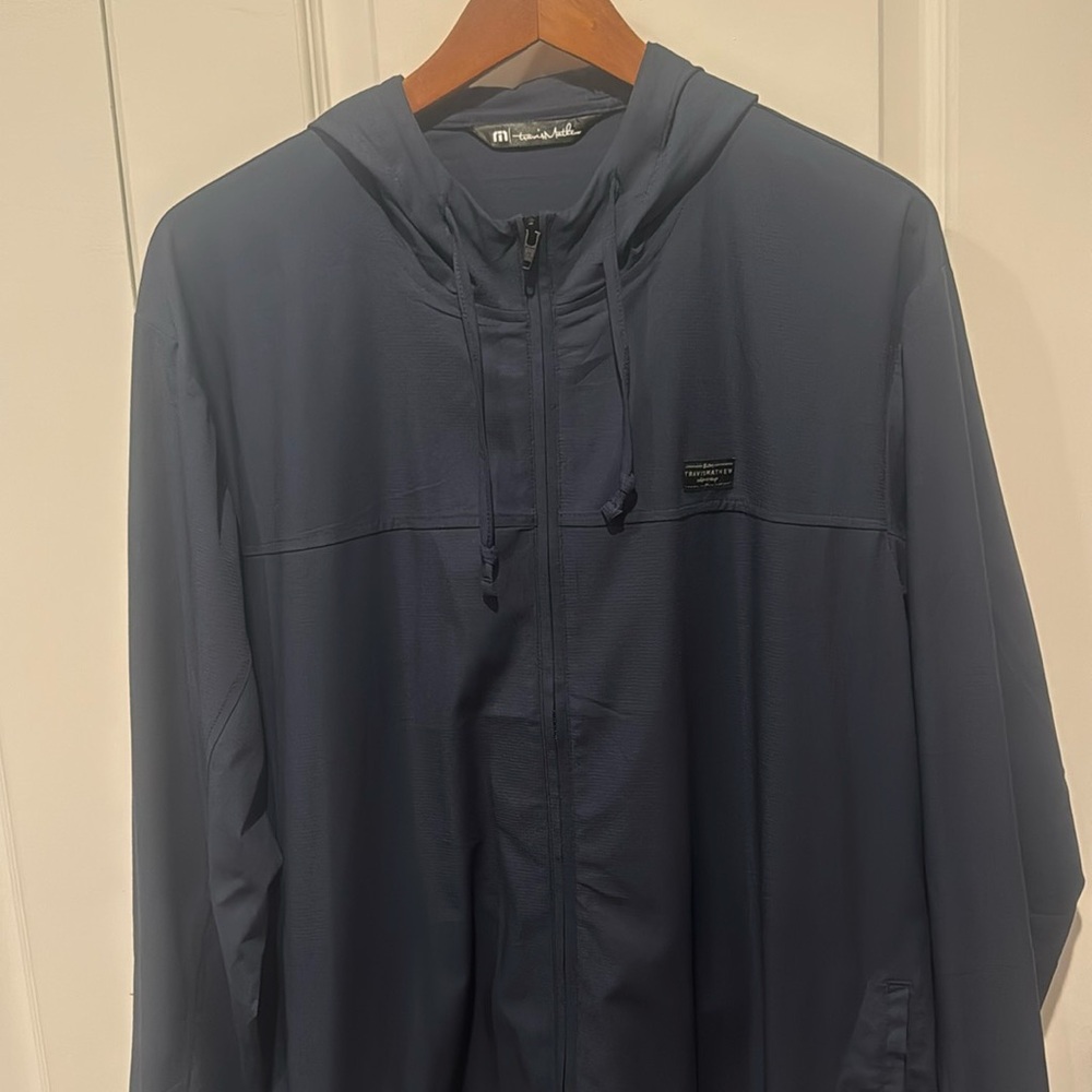 NWOT Travis Mathew Wanderlust Hoodie